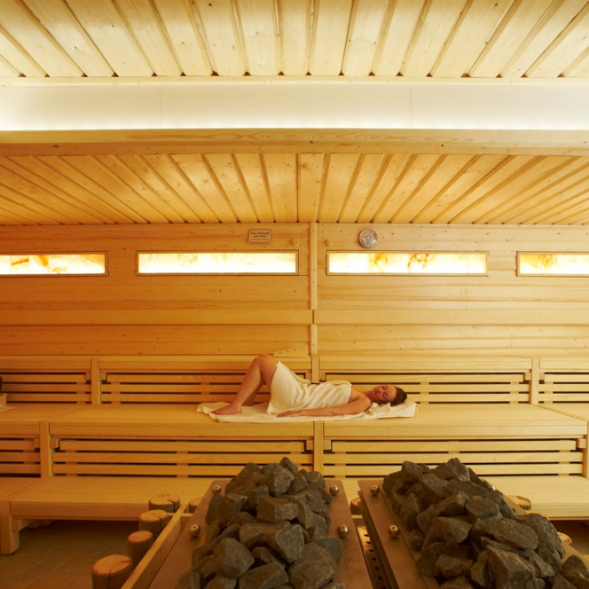 Große Sauna des Ronolulu Spa