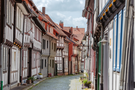 Die Holzhäuser-Straße