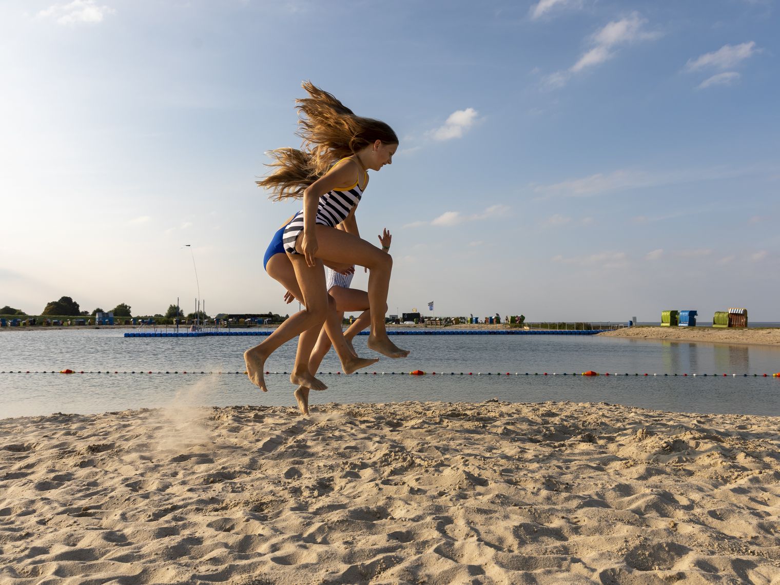 Spielen am Strand in Butjadingen
