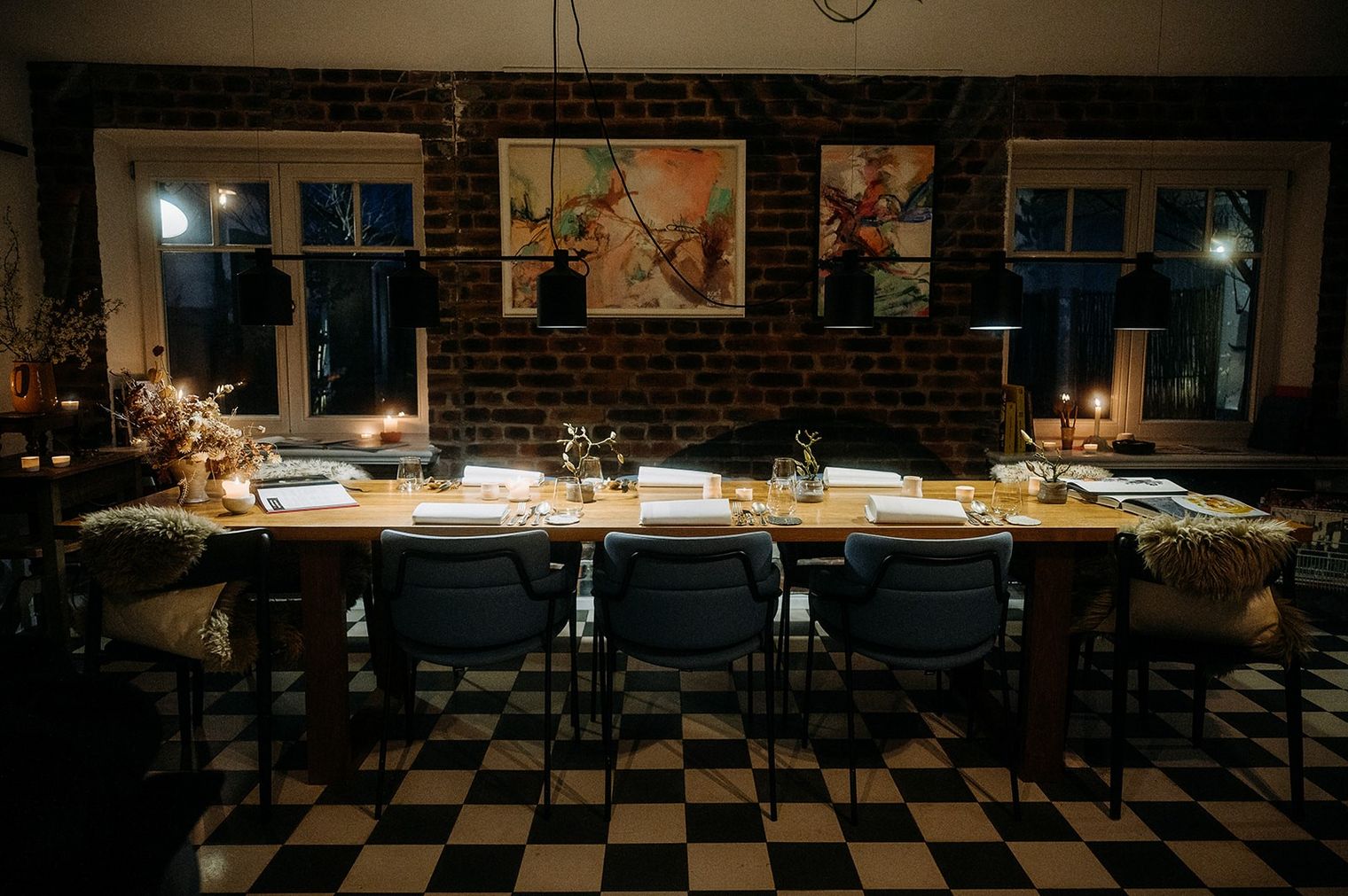 Gastraum Restaurant Iko