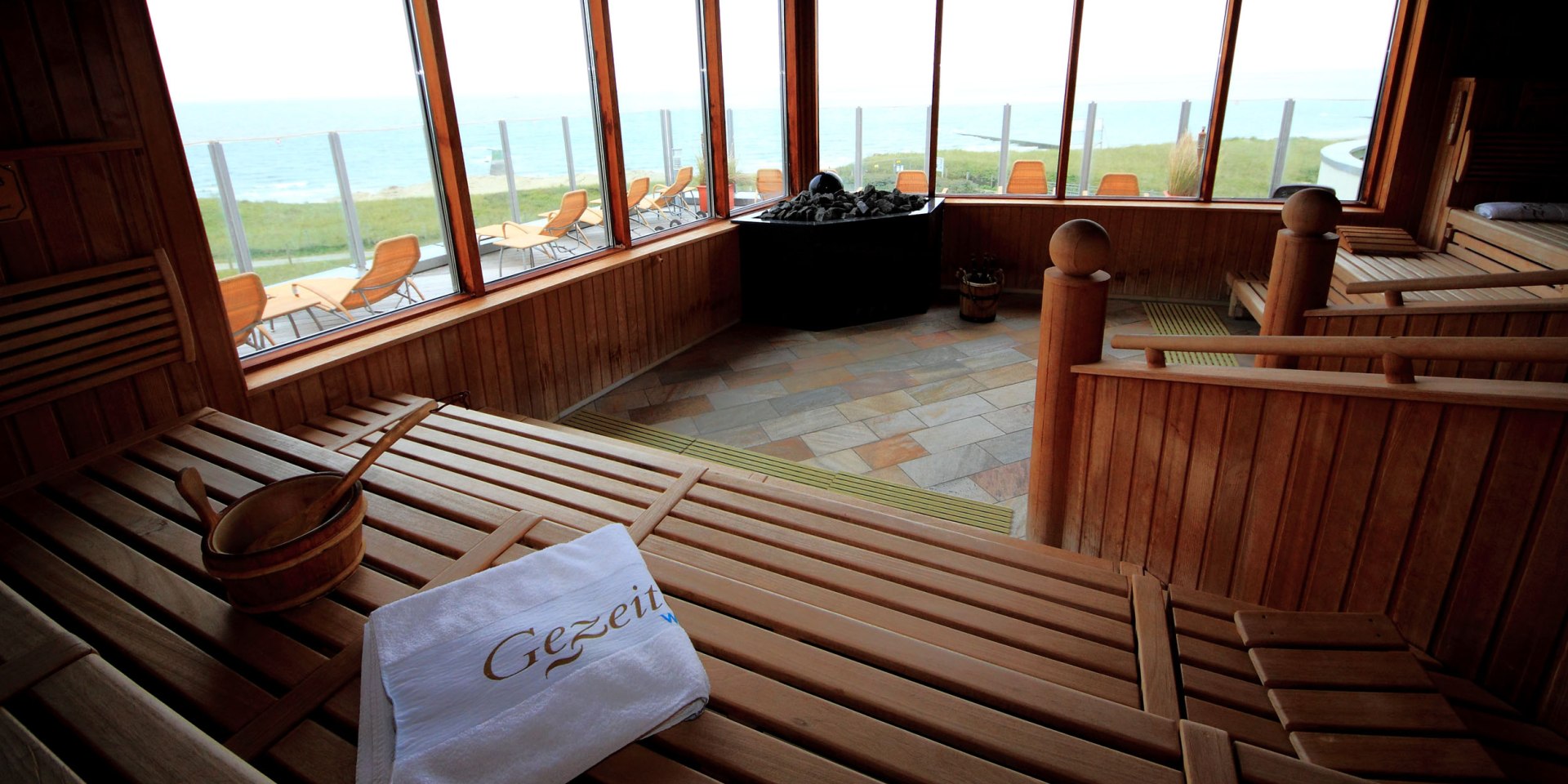 Sauna mit Panoramaaussicht auf das Meer, © Wirtschaftsbetriebe Borkum