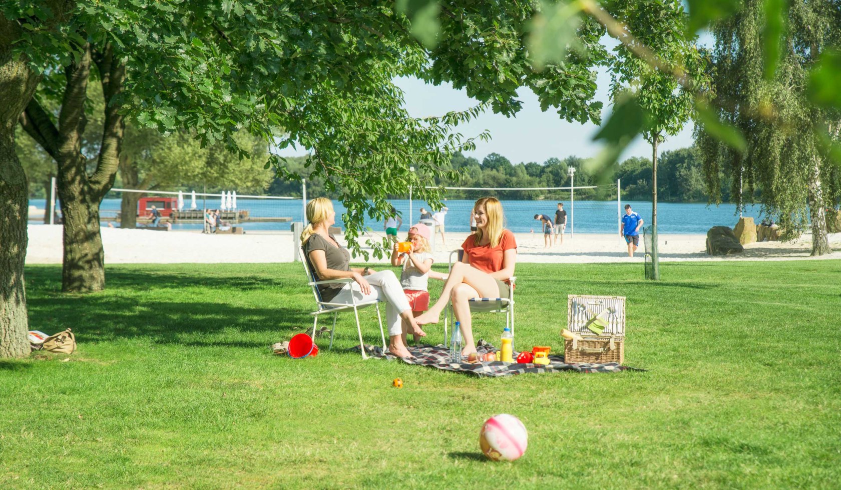 Picknick im Allerpark, © Wolfsburg AG / jenko sternberg design