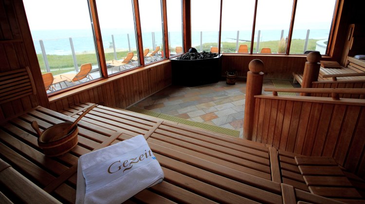 Sauna mit Panoramaaussicht auf das Meer, © Wirtschaftsbetriebe Borkum