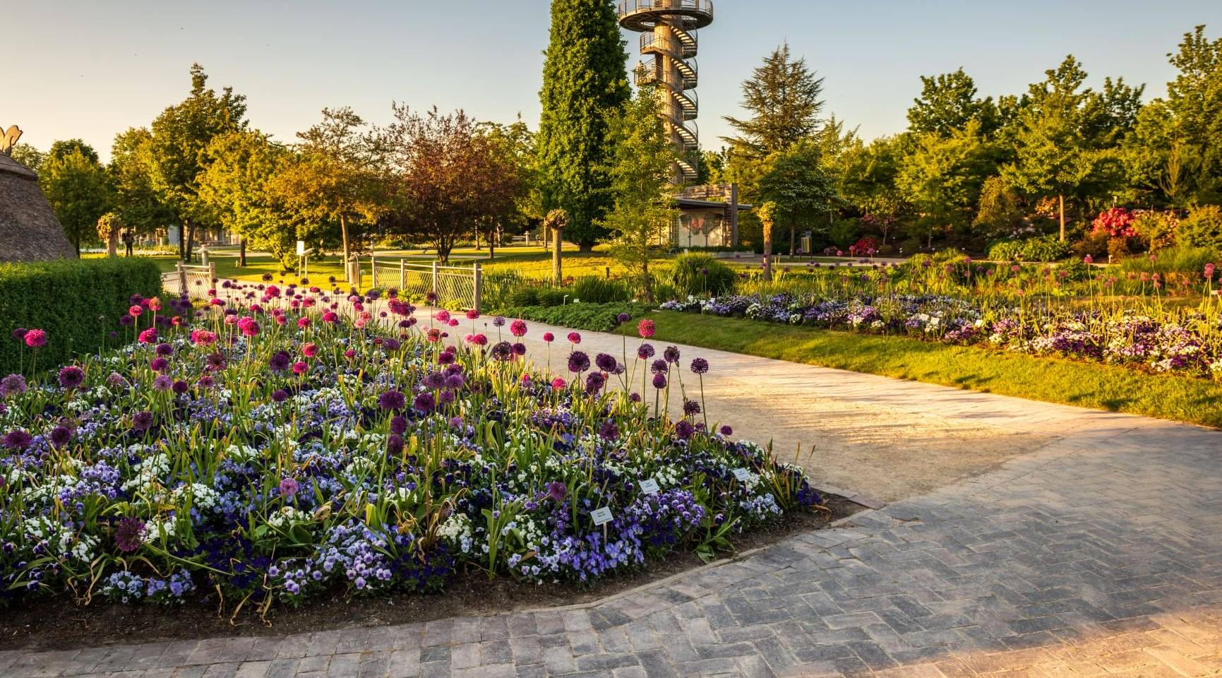 Parks und Gärten in Niedersachsen genießen