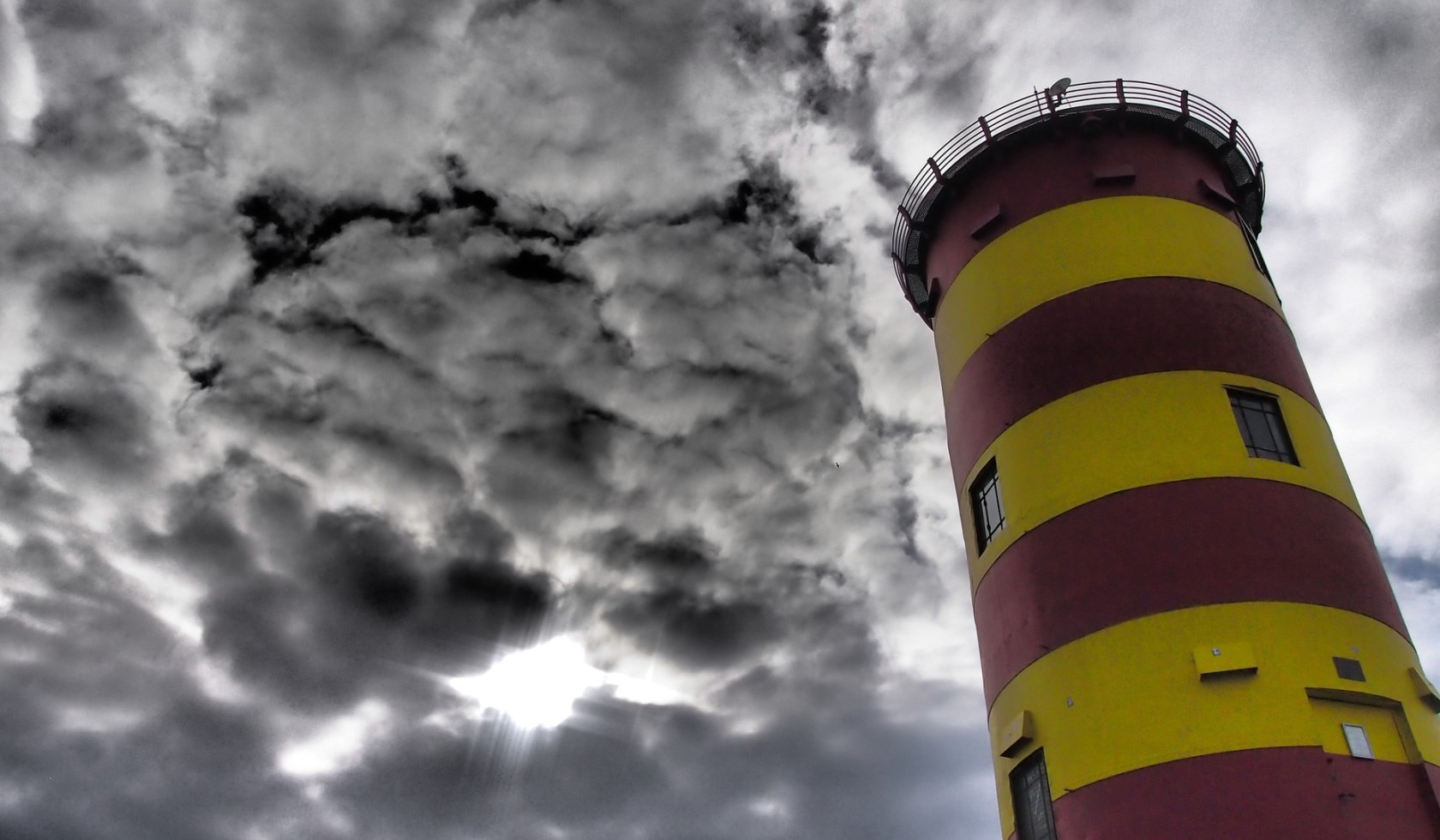 Pilsumer Leuchtturm wolkig, © Pixabay