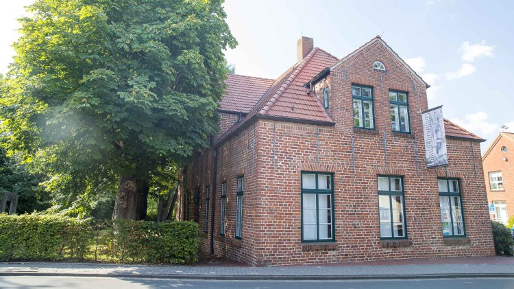 Landrichterhaus Neustadtgödens, © Friesland-Touristik Gemeinschaft / Martin Stöver