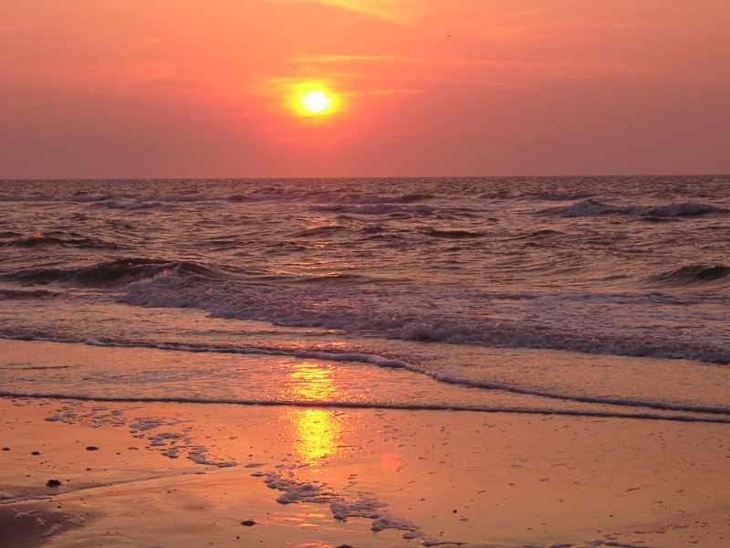 Sonnenuntergang am Strand, © TOP Country Line Nordseehotel Freese