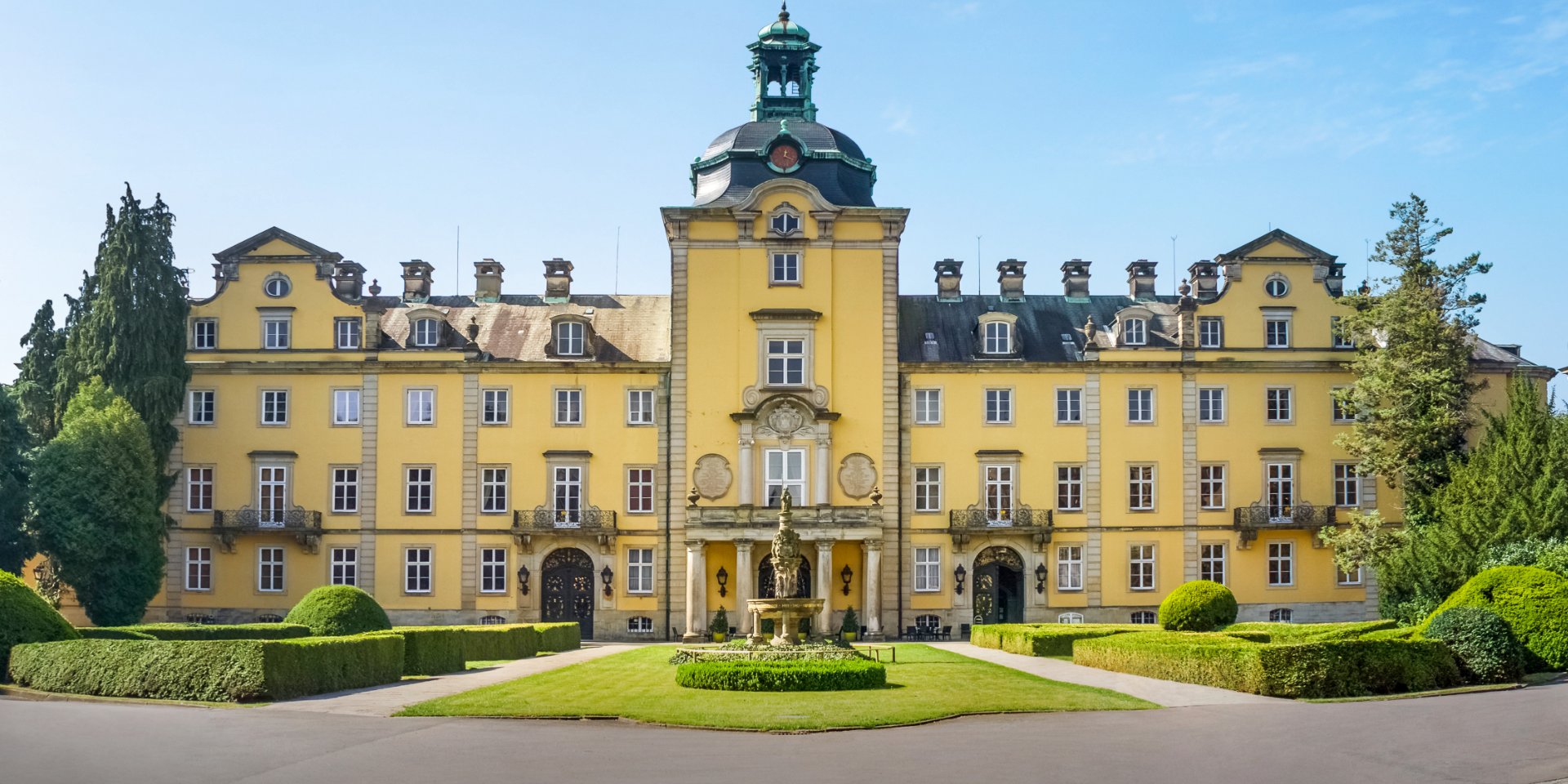 Frontansicht Schloss Bückeburg, © Shutterstock