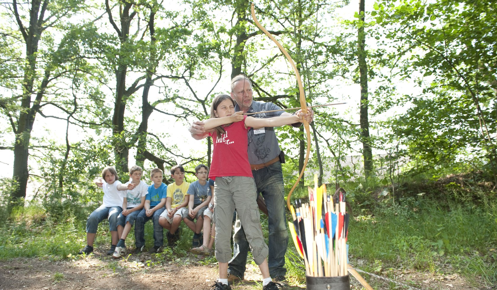 Bogenschießen lernen, © DJH Landesverband Hannover e.V. / Thomas Langreder