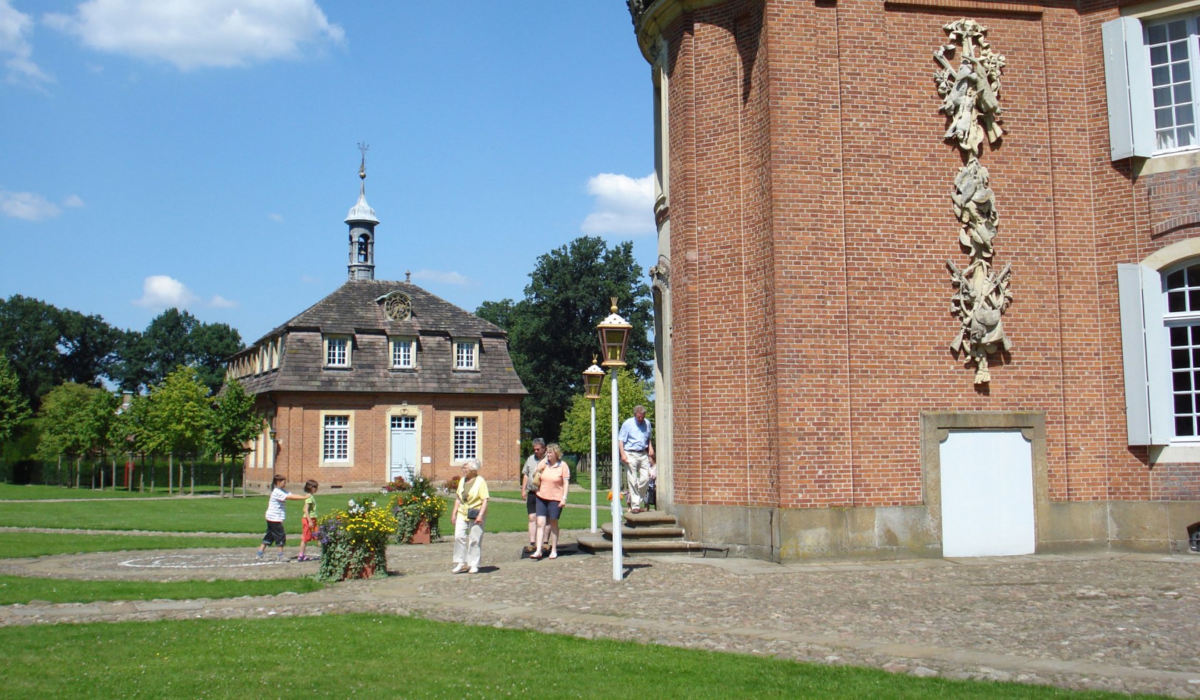 Schloss Clemenswerth: ein besonderes Ausflugsziel für die ganze Familie, © Emslandmuseum Schloss Clemenswerth