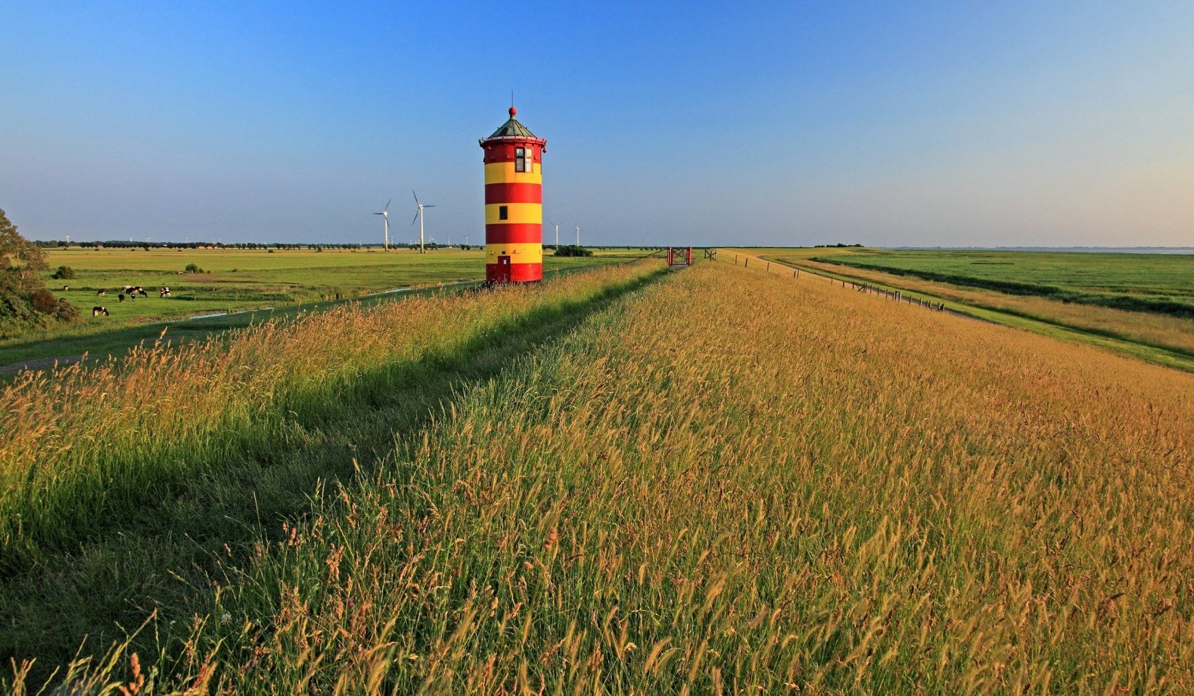 Pilsumer Leuchtturm II, © Bildagentur Huber/Gräfenhain