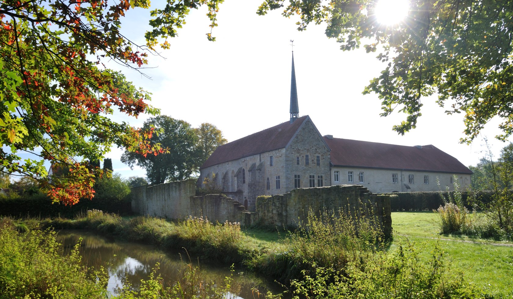Kloster im Osnabrücker Land, © TMN/Thorsten Brönner