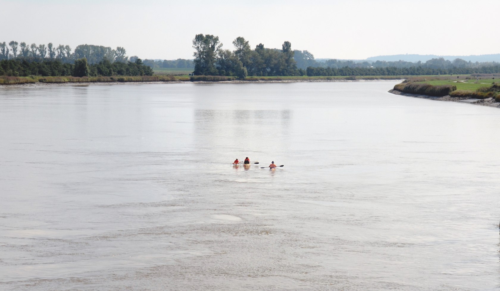 Drei Kanus auf der Oste, © Cuxland-Tourismus / Bernd Schlüsselburg